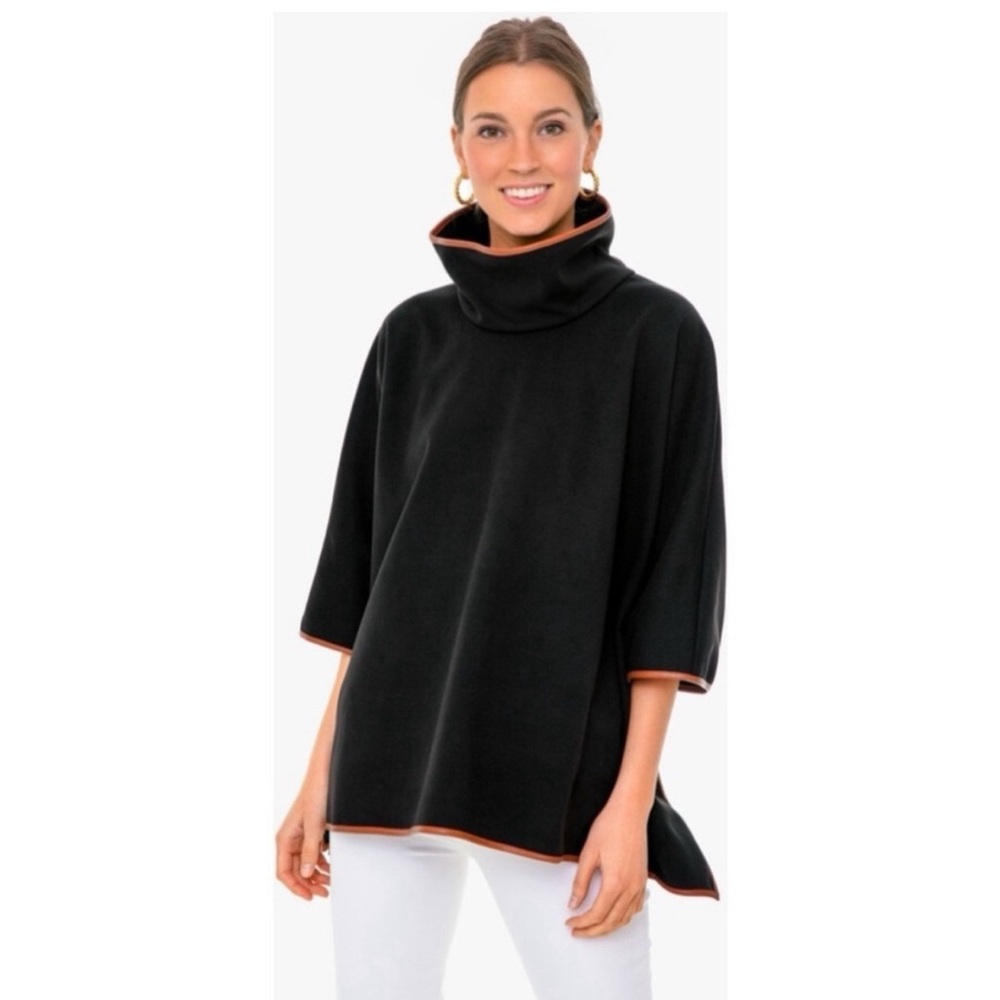 Tuckernuck poncho capelet